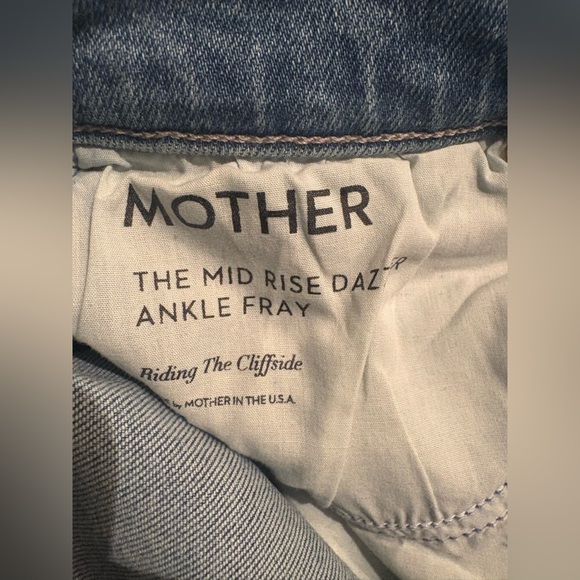 MOTHER The Mid Rise Dazzler Ankle Fray, size 28 - Picture 4 of 10